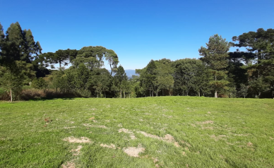 Terreno a Venda - Linda Vista para o Vale e Montanhas