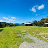 Sitio a Venda com casa e cabana