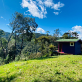 Sitio a Venda com casa e cabana