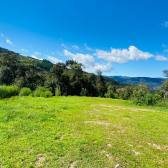 Sitio a Venda com casa e cabana